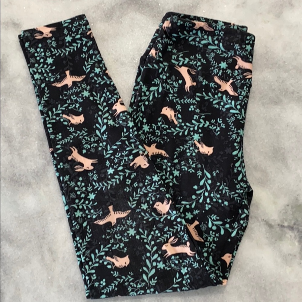 LuLaRoe OS Bunny Leggings (Easter)